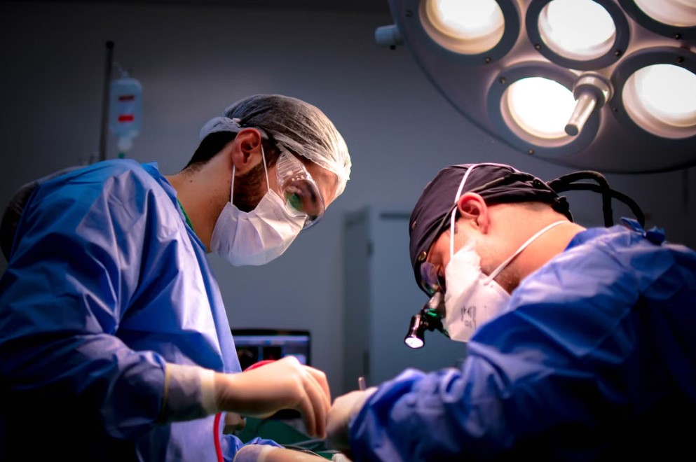 General Surgeon